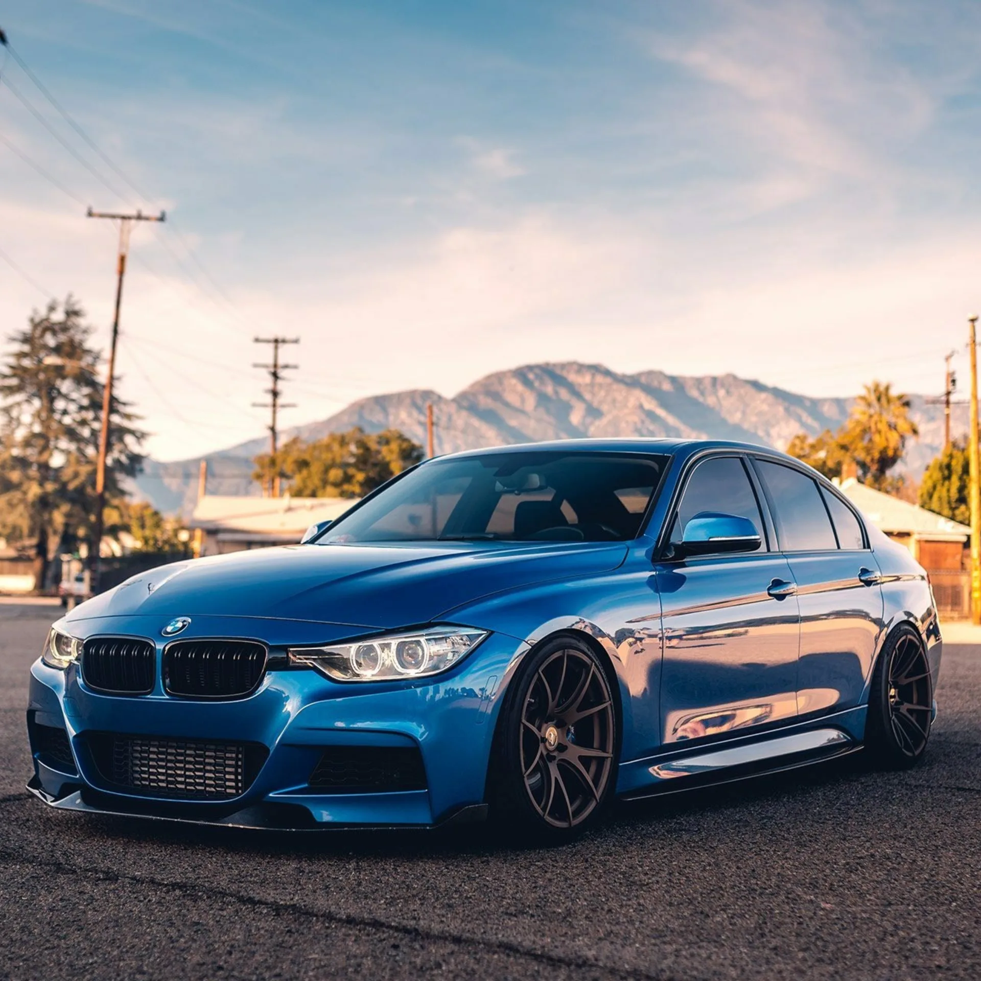 BMW С†РІРµС‚ Estoril Blue